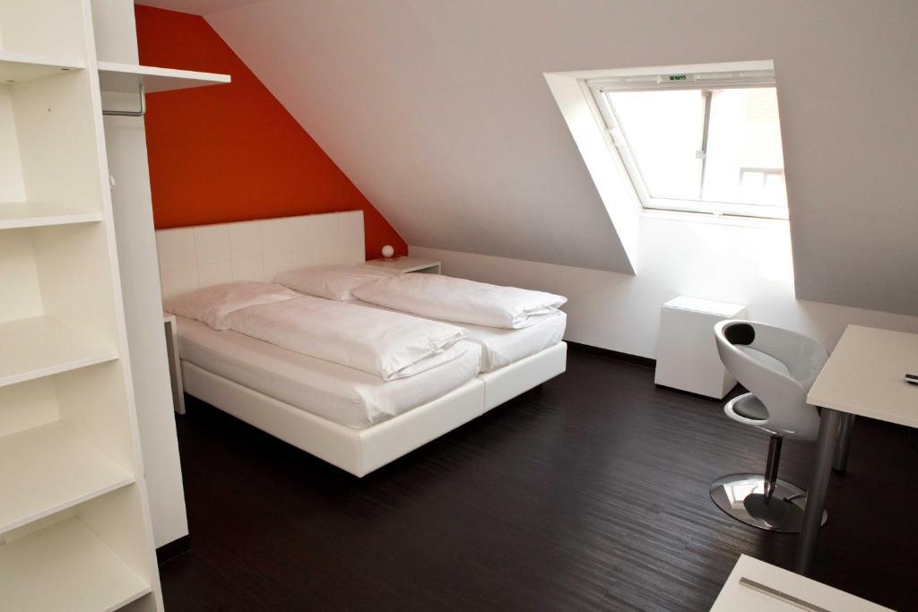 Kretschmanns Hotel Sehnde Bilik gambar